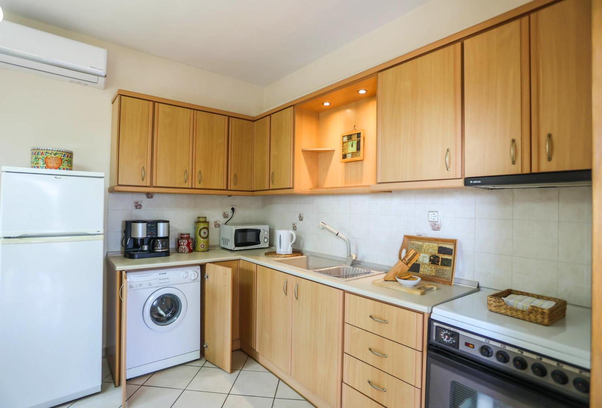 Olympus Beach Aigani Family House Экстерьер фото